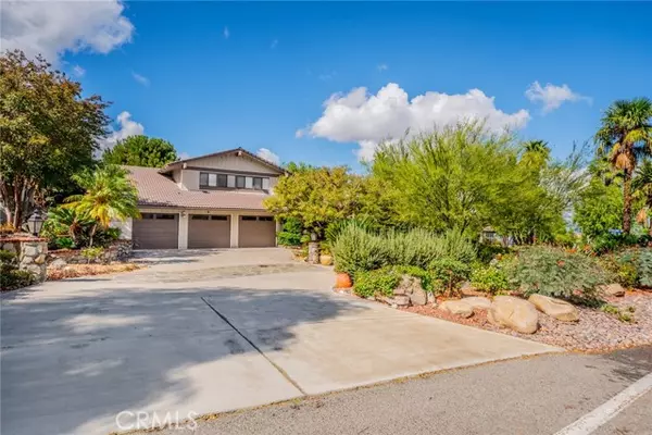 Corona, CA 92881,4002 CROWN RANCH Road