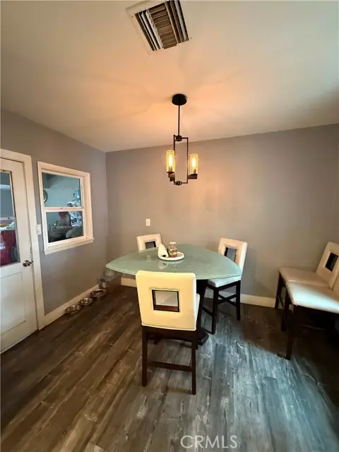 San Bernardino, CA 92404,6937 Barton St