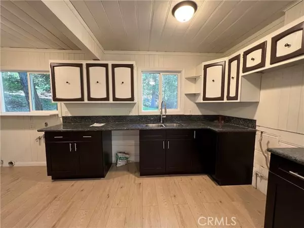 Crestline, CA 92325,782 N Village