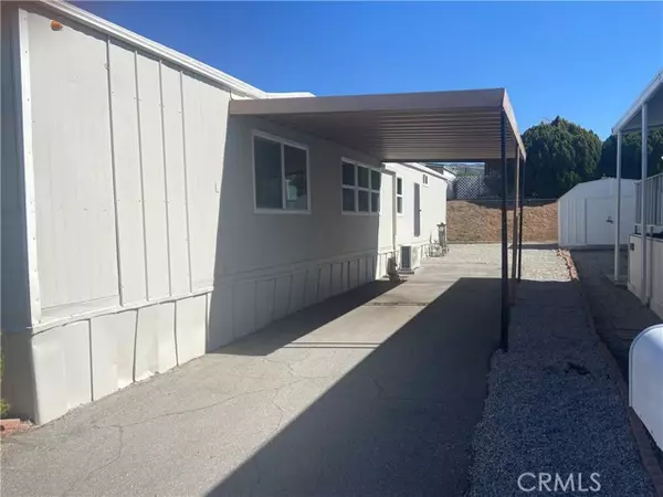 Yucaipa, CA 92399,12582 2nd Street #77