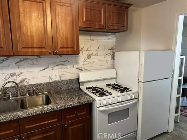 Orange, CA 92868,146 N Parker