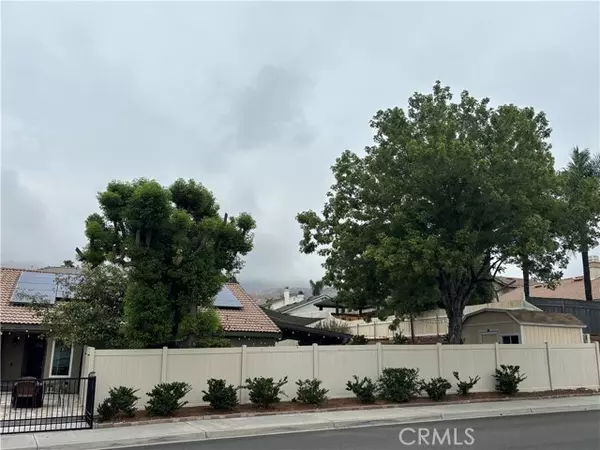 Highland, CA 92346,7597 Cram Road