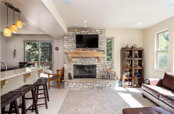 Rimforest, CA 92378,1157 Scenic