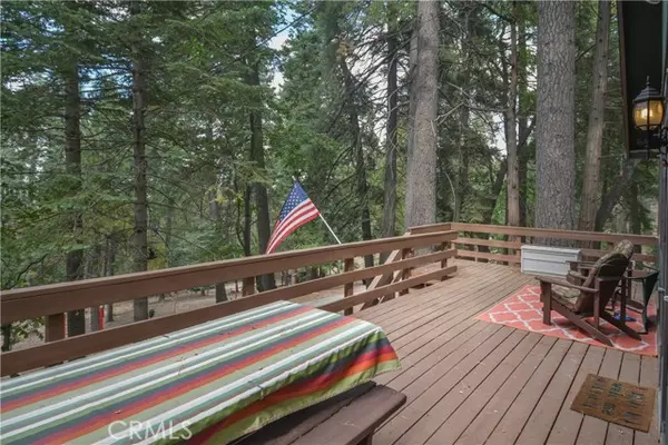 Twin Peaks, CA 92391,25907 Mile Pine