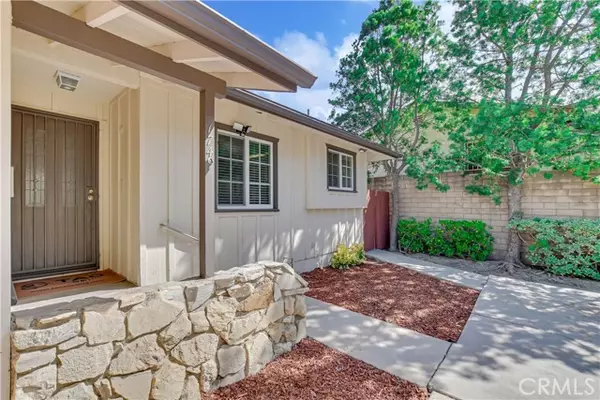 Los Angeles, CA 90065,1749 Sunny Heights