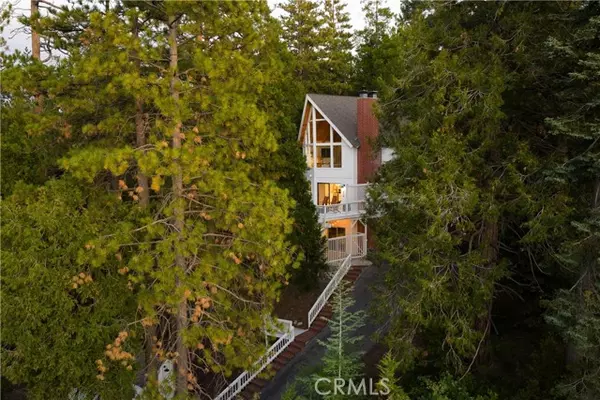 Lake Arrowhead, CA 92352,527 Rainier Road