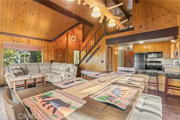 Lake Arrowhead, CA 92352,1159 Yellowstone