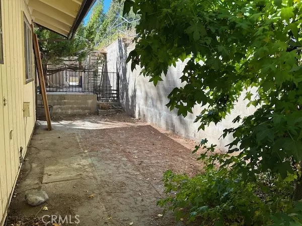 Crestline, CA 92325,22348 Glenwood