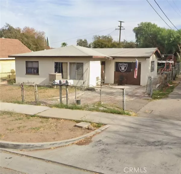 409 S Merrill, Corona, CA 92882