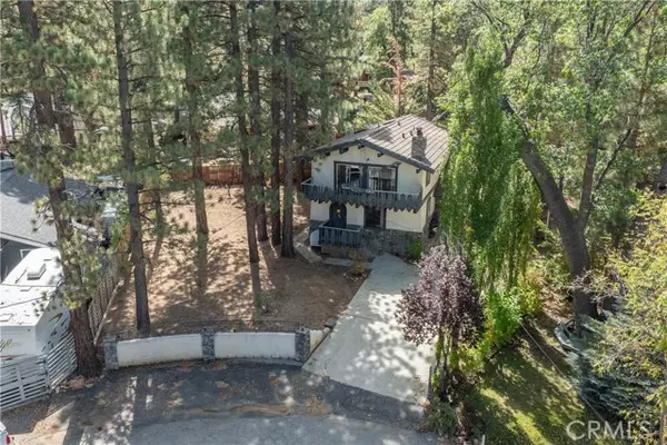 Big Bear Lake, CA 92315,41819 Chalet