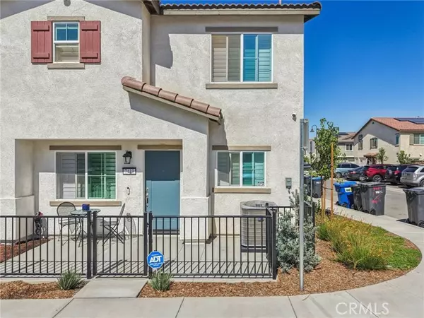 Riverside, CA 92507,7419 Olive Grove