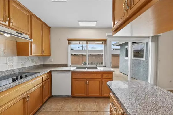 Buena Park, CA 90620,7430 El Rosal Circle