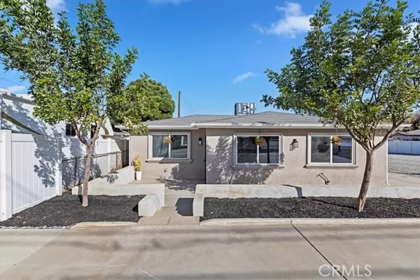 Corona, CA 92881,19594 Temescal Canyon