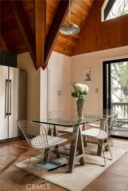 Crestline, CA 92325,24571 Geneva