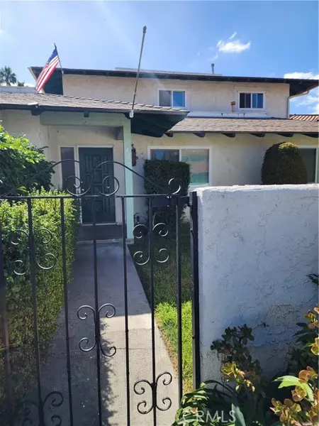 402 W Kelly #A, Orange, CA 92866