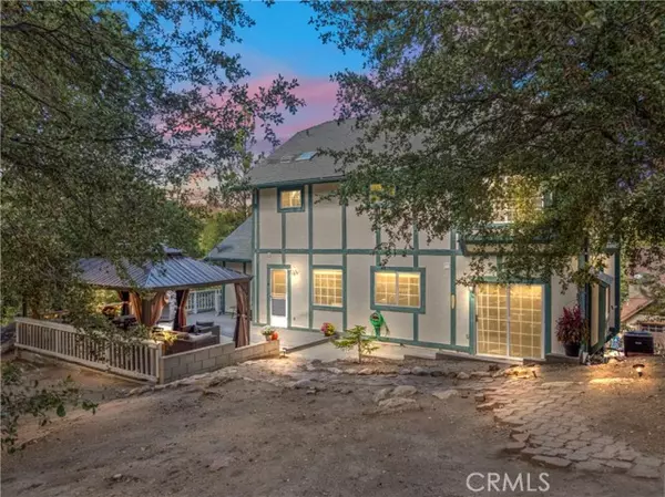 Lake Arrowhead, CA 92352,955 Teakwood Drive