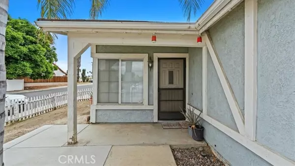 Hemet, CA 92545,1008 Dahlia