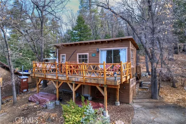 967 Knickerbocker Road, Big Bear Lake, CA 92315