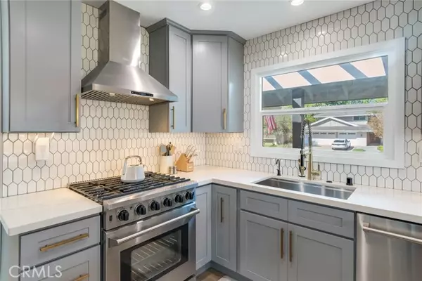 Yorba Linda, CA 92886,5312 Kentwater Place