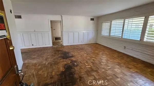 Redlands, CA 92373,112 N Center Street