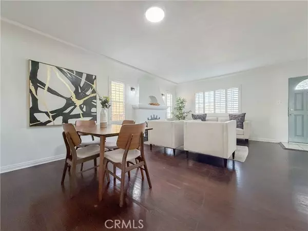 Los Angeles, CA 90044,556 W 99th Street