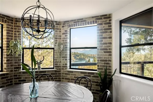 Lake Arrowhead, CA 92352,27506 North Bay