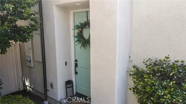 Corona, CA 92883,4173 Horvath Street #105