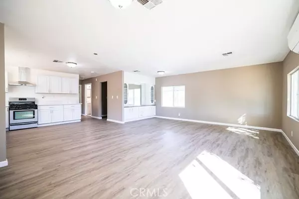 San Jacinto, CA 92582,315 N Palomar Avenue