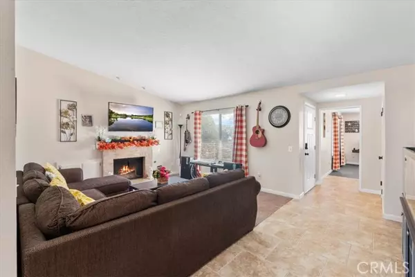 Victorville, CA 92395,14318 Montecito