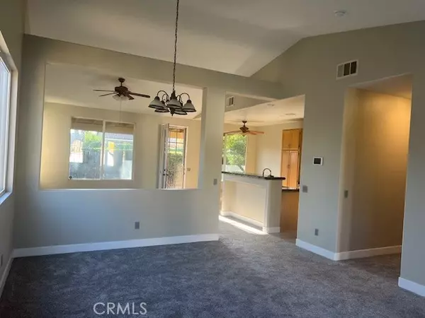 Banning, CA 92220,581 Dorothy Anna