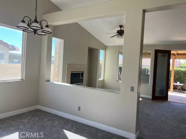 Banning, CA 92220,581 Dorothy Anna