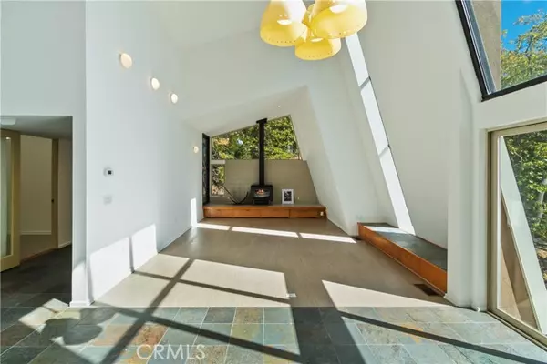 Running Springs, CA 92382,22 Holly Drive