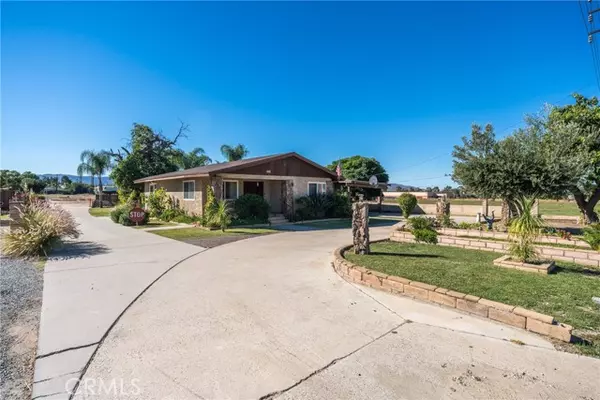 Redlands, CA 92374,831 W Lugonia