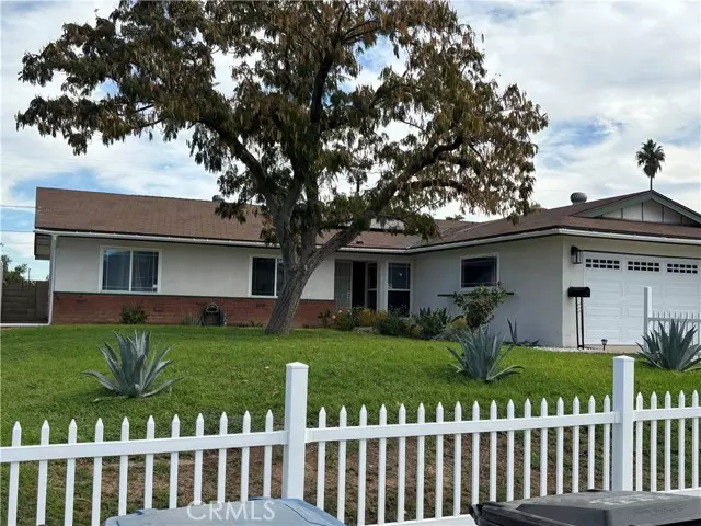 Riverside, CA 92503,3555 Dixie