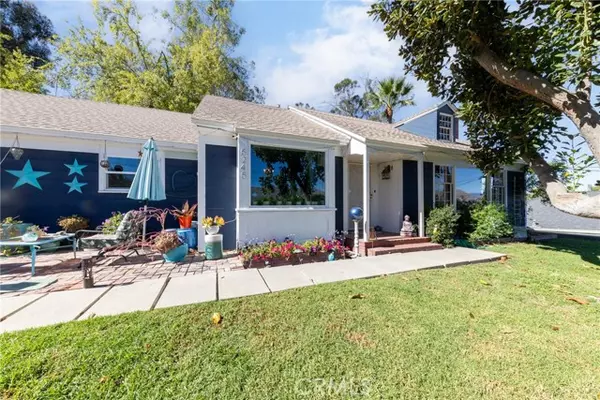 5245 King, Riverside, CA 92506