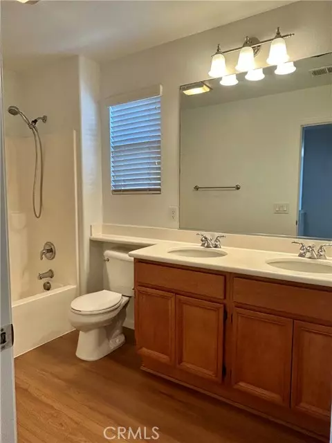 Chino, CA 91710,6982 Swiss