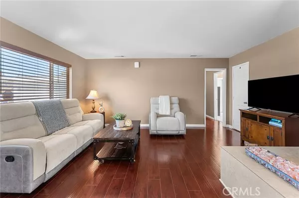 Redlands, CA 92374,614 Naomi