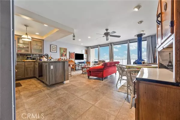 721 Esplanade #602, Redondo Beach, CA 90277