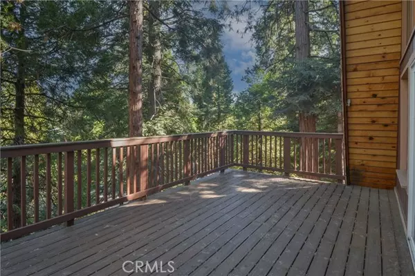 Twin Peaks, CA 92391,453 Oriole Drive