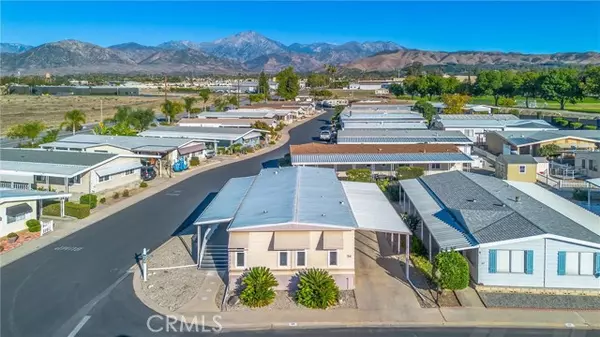 Redlands, CA 92374,626 N Dearborn Street #56