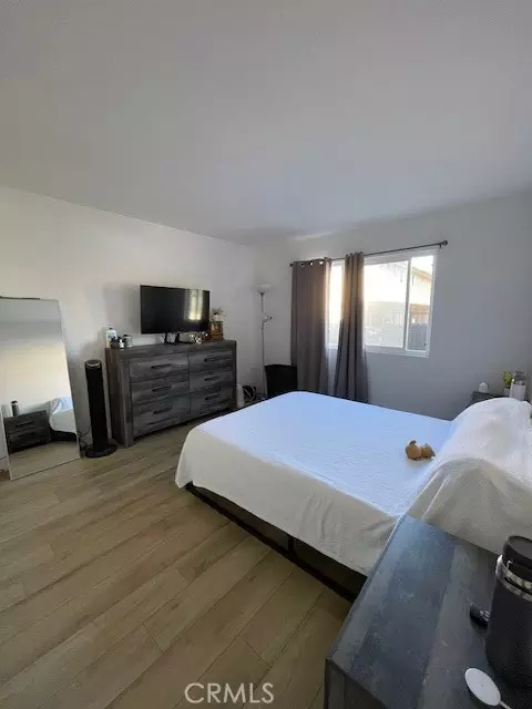 Fontana, CA 92335,8939 Mango #I