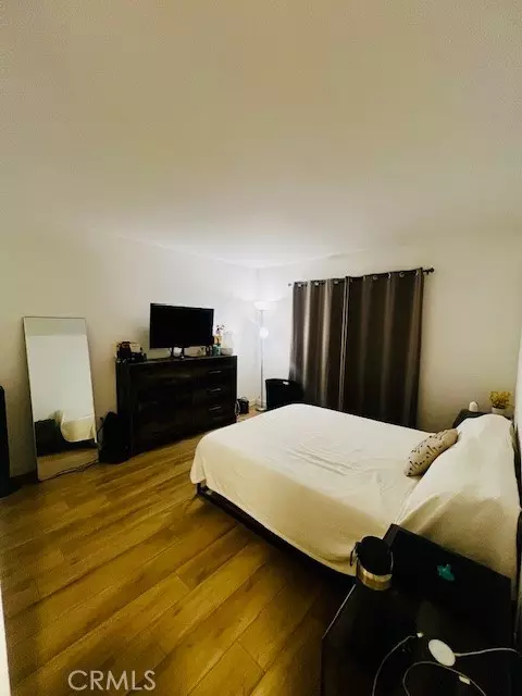 Fontana, CA 92335,8939 Mango #I