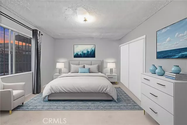 Corona, CA 92879,402 S Howard