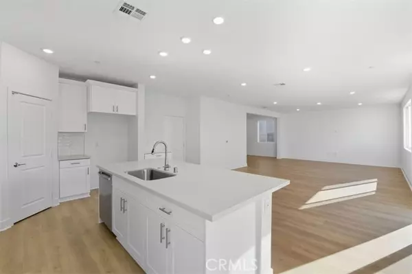 Los Angeles, CA 92596,34609 Clementine Street