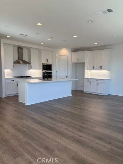 Menifee, CA 92584,32222 Neal Lane