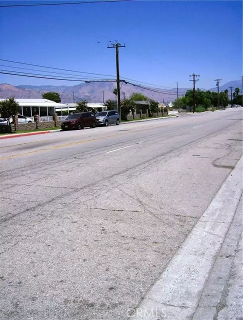 San Bernardino, CA 92410,765 E 9th St