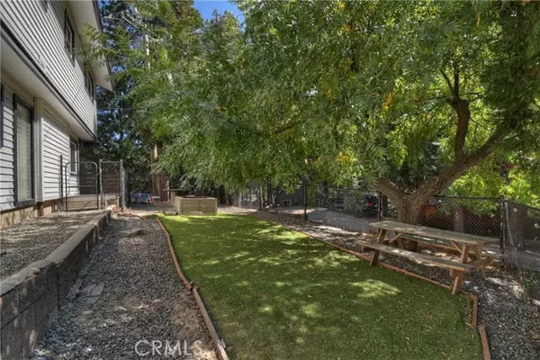 Crestline, CA 92325,24150 Zell Court