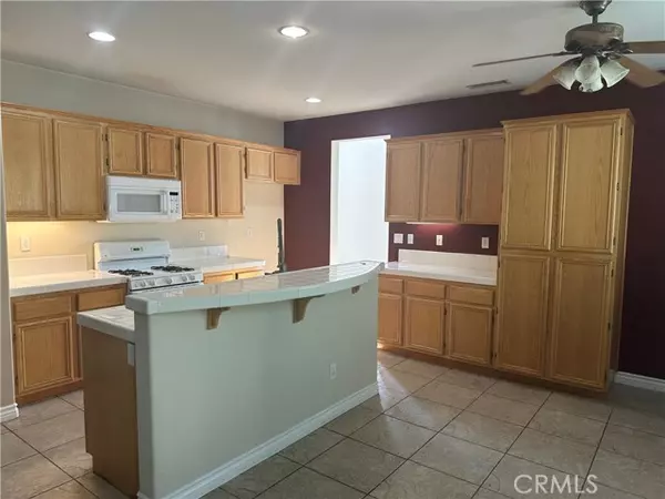 Yucaipa, CA 92399,11562 Townsend