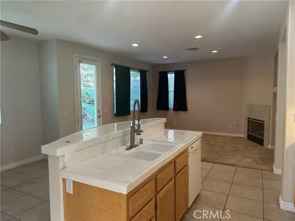 Yucaipa, CA 92399,11562 Townsend