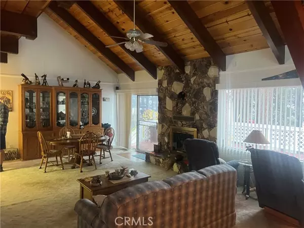 Running Springs, CA 92382,31417 LIGHTFOOT